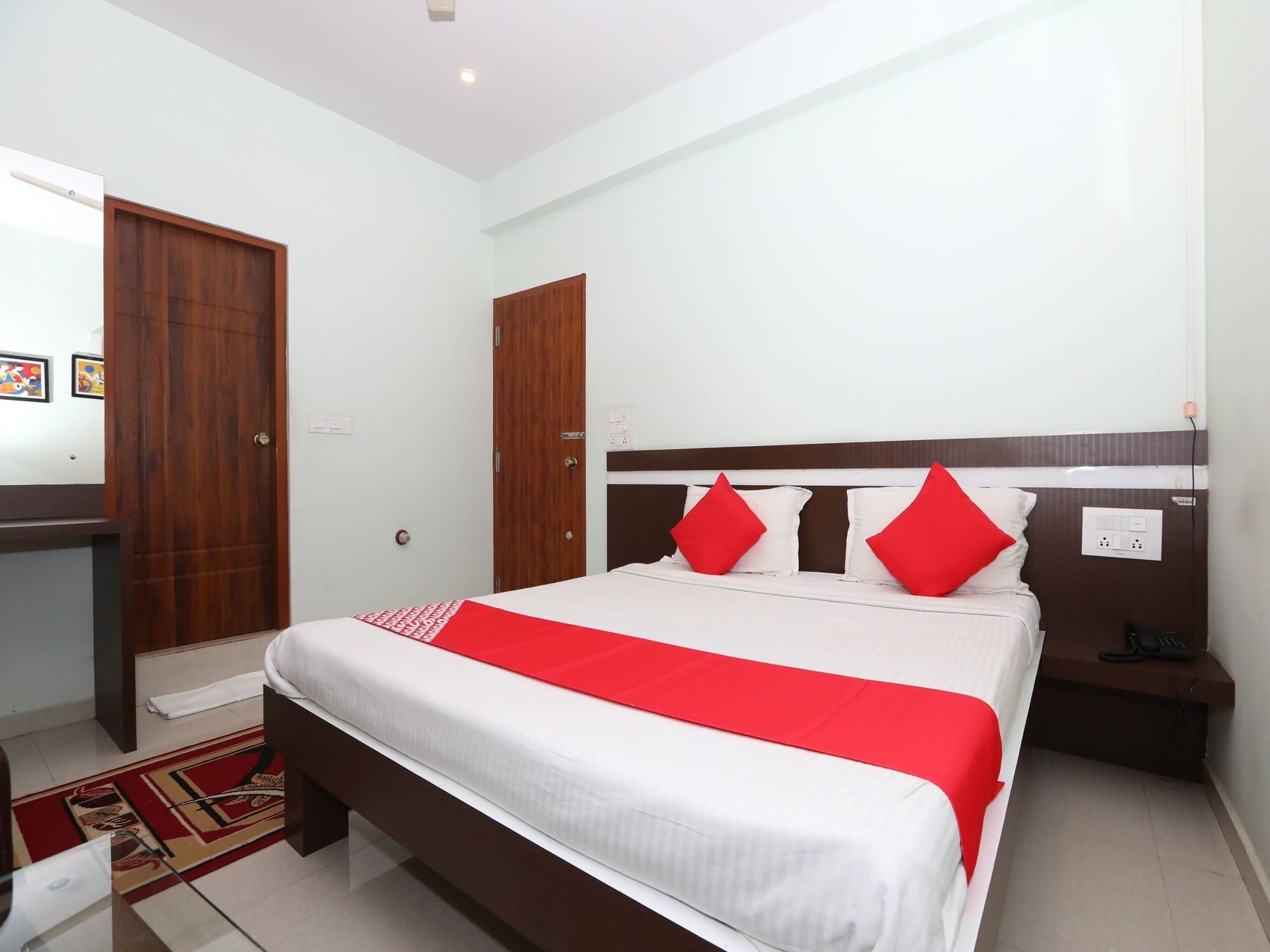 Hotel Golden Residency Mysore Exterior foto